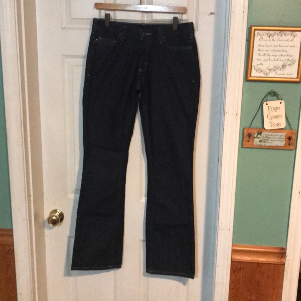 Carhartt sz 4 x 32 curvy fit dark dye jeans. Nice!